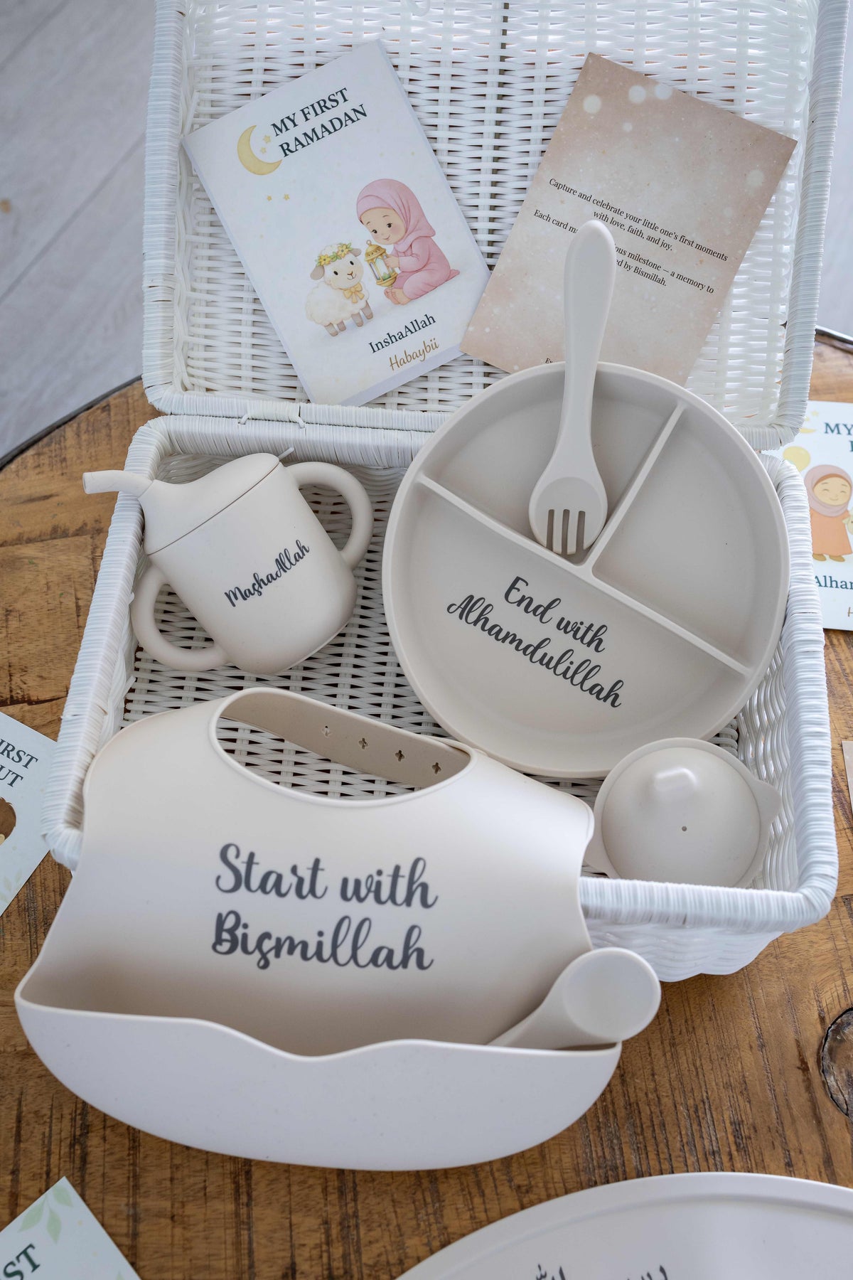 Habaybii Feeding Gift Set