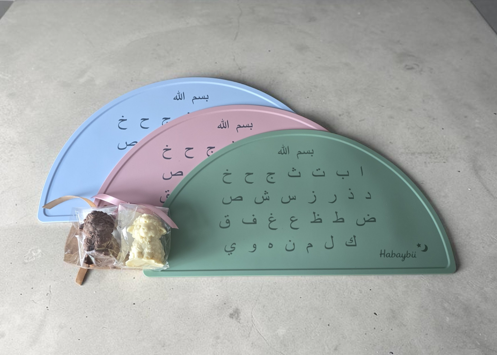 Habaybii Eid Treat Set | Arabische Placemat + Chocolade Lammetje